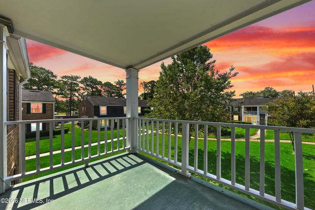 4358 TIMUQUANA Road 187, Jacksonville, FL 32210