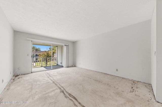 4358 TIMUQUANA Road 187, Jacksonville, FL 32210