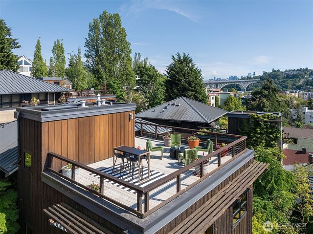 3816 B Evanston Avenue N, Seattle, WA 98103