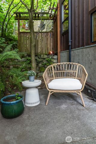 3816 B Evanston Avenue N, Seattle, WA 98103