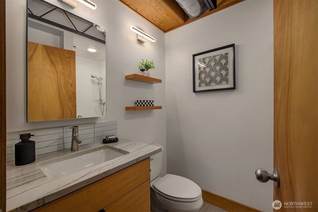3816 B Evanston Avenue N, Seattle, WA 98103
