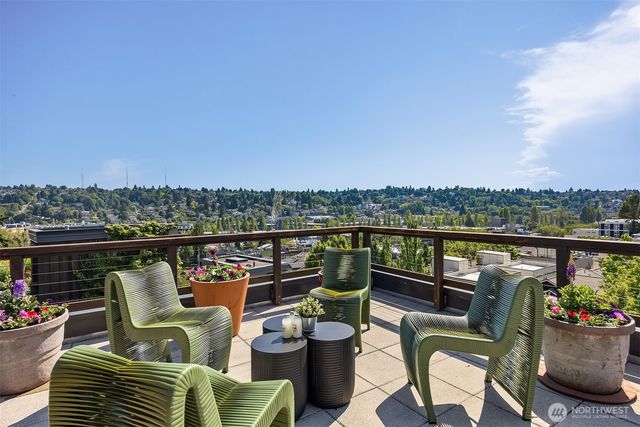 3816 B Evanston Avenue N, Seattle, WA 98103
