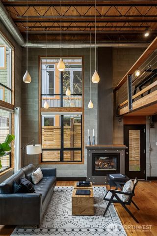 3816 B Evanston Avenue N, Seattle, WA 98103