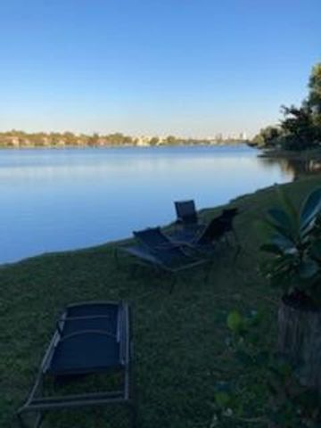 661 NE 195th Street 314, Miami, FL 33179