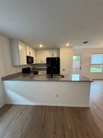 5808 Cherry Hollow Way, Princeton, TX 75407