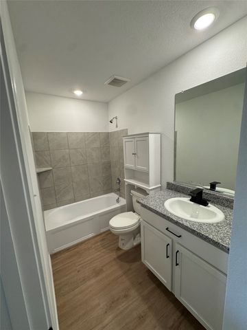 5808 Cherry Hollow Way, Princeton, TX 75407