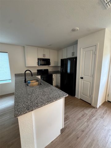 5808 Cherry Hollow Way, Princeton, TX 75407