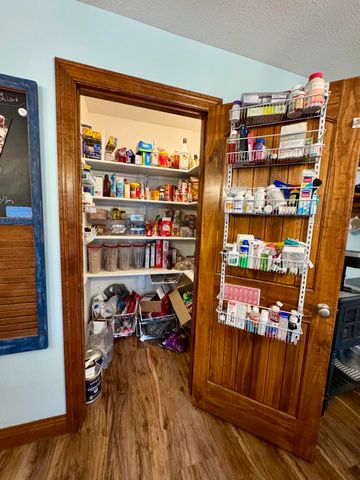 9434 N BOATMAN HILL RD, Columbia, MO 65202