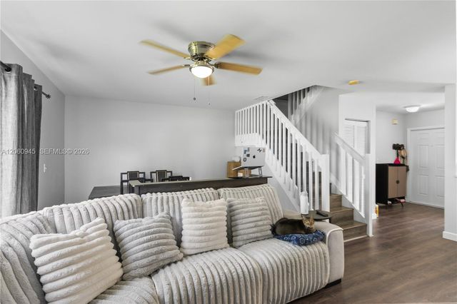 634 NW 208th Drive, Pembroke Pines, FL 33029