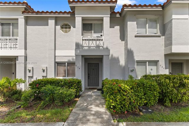 634 NW 208th Drive, Pembroke Pines, FL 33029
