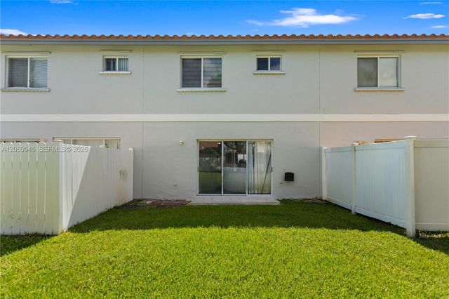 634 NW 208th Drive, Pembroke Pines, FL 33029