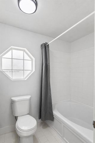 634 NW 208th Drive, Pembroke Pines, FL 33029