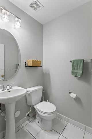 634 NW 208th Drive, Pembroke Pines, FL 33029