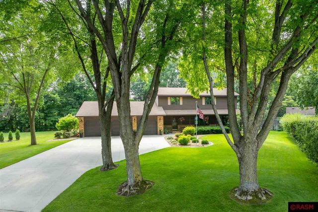 31 Holiday Court, North Mankato, MN 56003