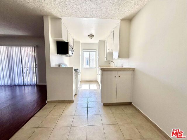 515 N Alfred Street 208, West Hollywood, CA 90048