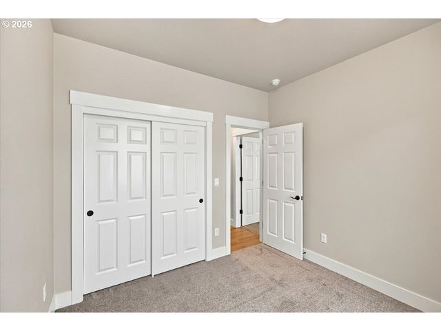981 W Washington St, Carlton, OR 97111