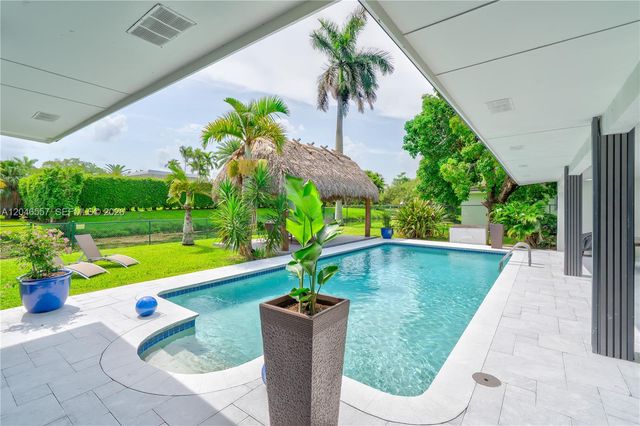 14675 SW 78th Ave, Palmetto Bay, FL 33158
