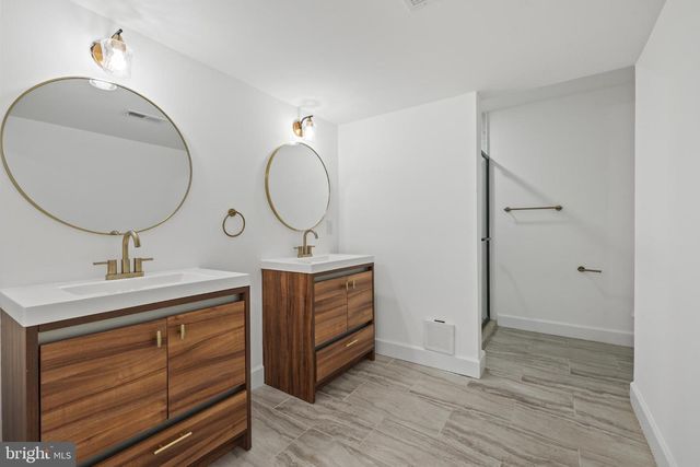 4248 NW BLAGDEN AVE NW, Washington, DC 20011