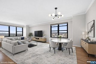 285 Aycrigg 11G, Passaic, NJ 07055