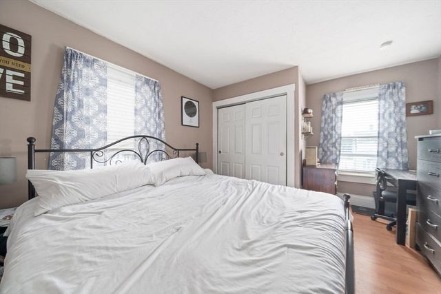 73 Monroe St, Abington, MA 02351