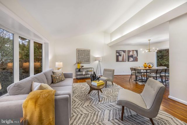 6004 JAN MAR DR, Falls Church, VA 22041