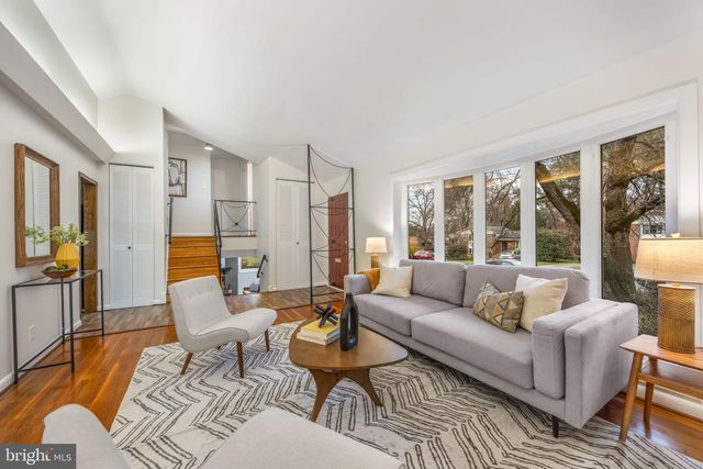 6004 JAN MAR DR, Falls Church, VA 22041