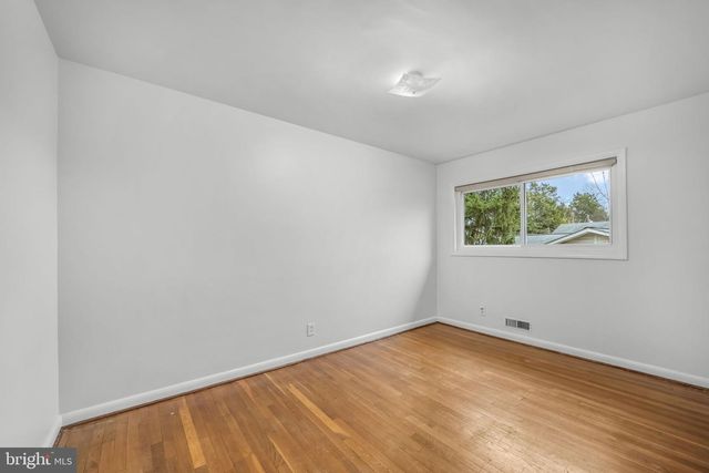 6004 JAN MAR DR, Falls Church, VA 22041