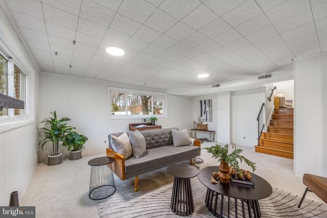 6004 JAN MAR DR, Falls Church, VA 22041