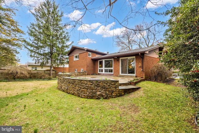 6004 JAN MAR DR, Falls Church, VA 22041