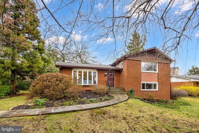 6004 JAN MAR DR, Falls Church, VA 22041