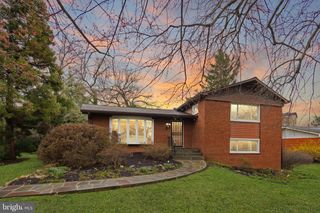 6004 JAN MAR DR, Falls Church, VA 22041