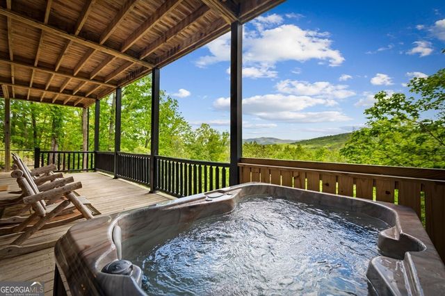 607 Rhonda Lane, Mineral Bluff, GA 30559