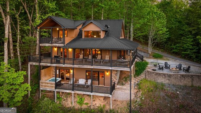 607 Rhonda Lane, Mineral Bluff, GA 30559