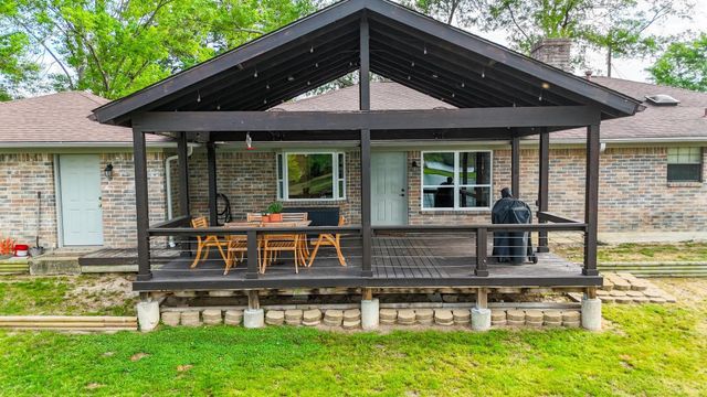 210 Pat Drive, Mineola, TX 75773