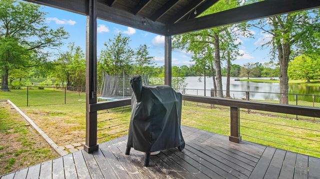 210 Pat Drive, Mineola, TX 75773