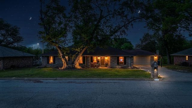 210 Pat Drive, Mineola, TX 75773