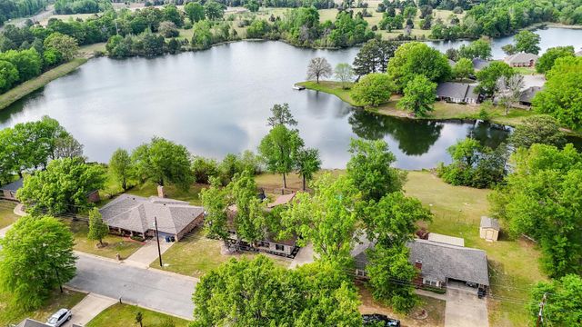 210 Pat Drive, Mineola, TX 75773