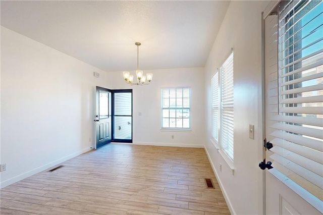 4735 S Union Avenue, Independence, MO 64055