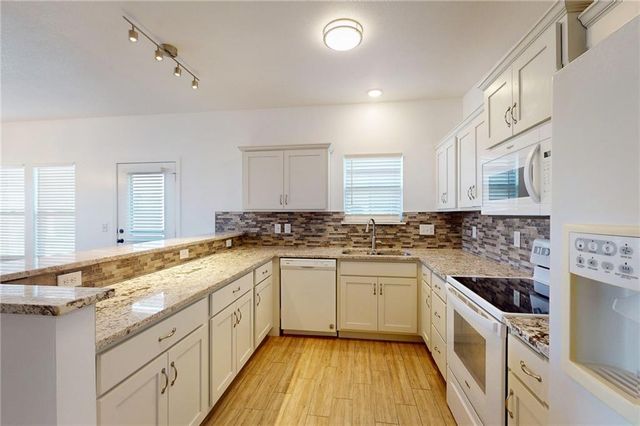 4735 S Union Avenue, Independence, MO 64055