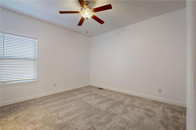 4735 S Union Avenue, Independence, MO 64055