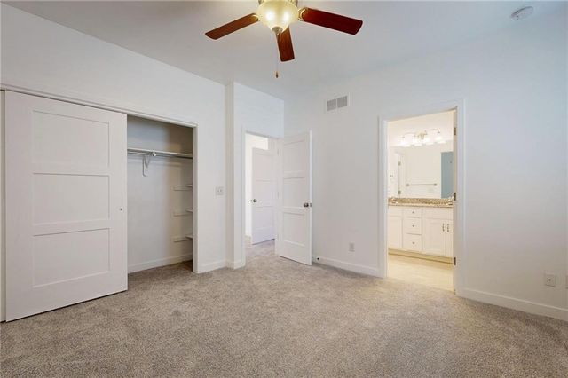 4735 S Union Avenue, Independence, MO 64055