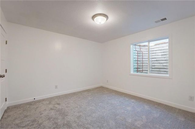 4735 S Union Avenue, Independence, MO 64055