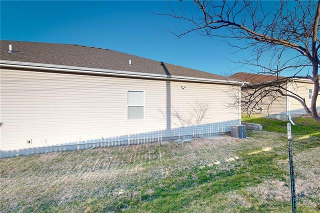 4735 S Union Avenue, Independence, MO 64055