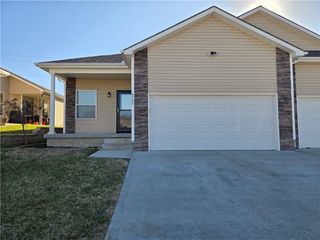 4735 S Union Avenue, Independence, MO 64055