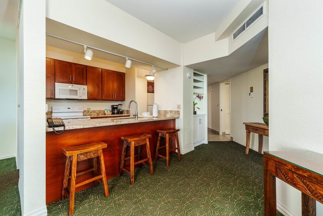 3445 Lower Honoapiilani Rd # 102, Lahaina, HI 96761
