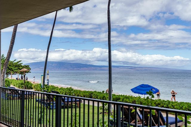 3445 Lower Honoapiilani Rd # 102, Lahaina, HI 96761