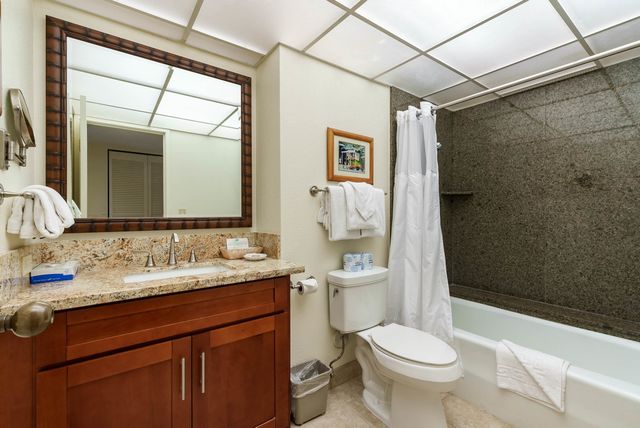 3445 Lower Honoapiilani Rd # 102, Lahaina, HI 96761