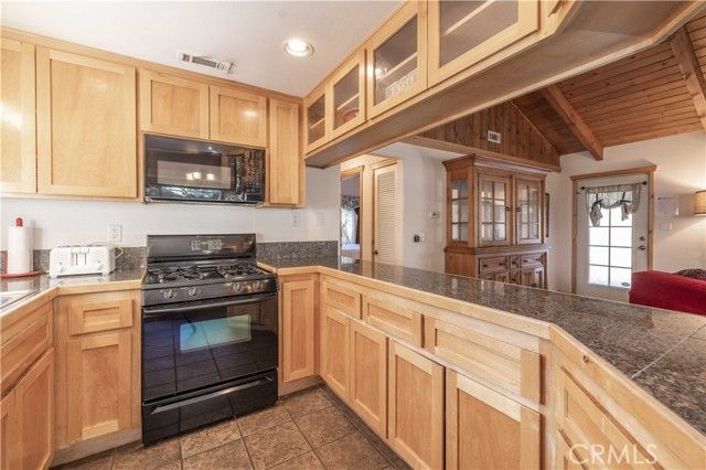 41063 Pennsylvania, Big Bear Lake, CA 92315