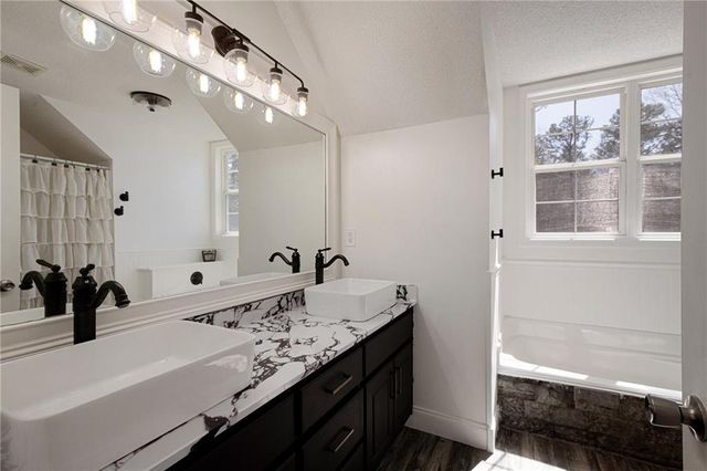 24 Old Old Alabama Road SE, Emerson, GA 30137