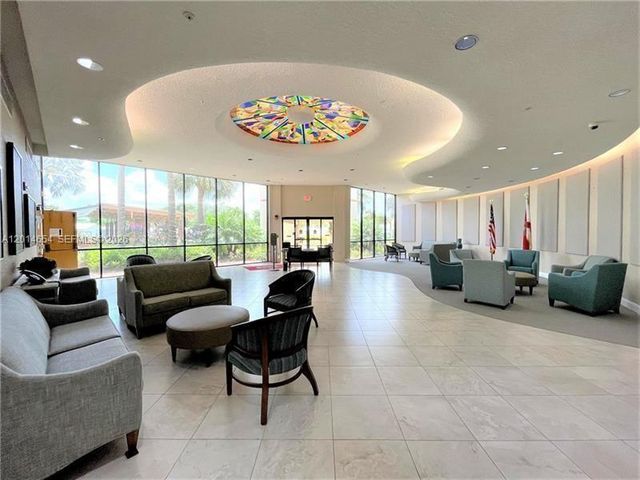8621 NW 12th St D178, Plantation, FL 33322